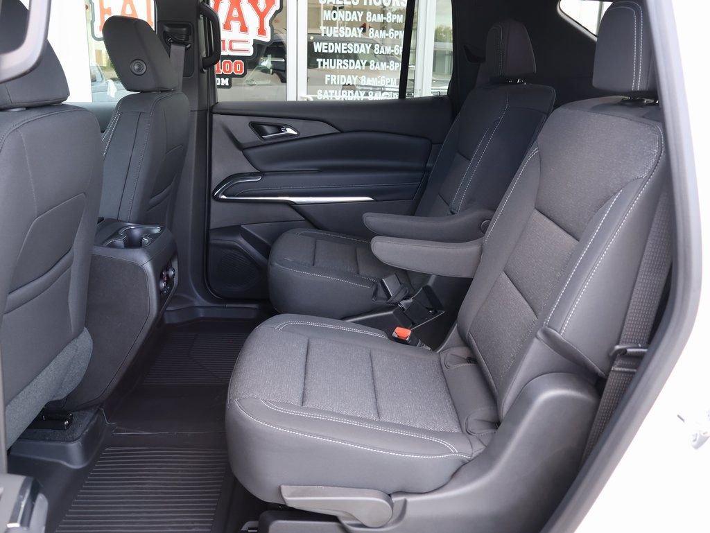New 2026 Chevrolet Traverse LT w/ Driver Confidence Package image 25