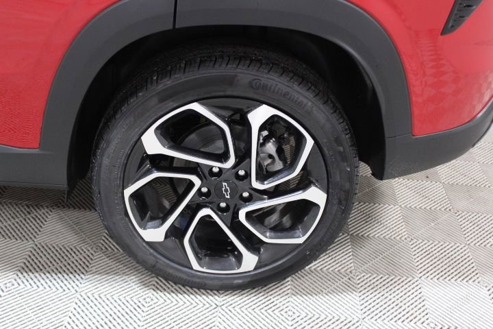 New 2026 Chevrolet Trax RS w/ Sunroof Package image 43