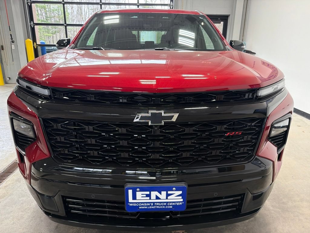 Used 2026 Chevrolet Traverse RS w/ LPO, Floor Liner Package AWD/4WD image 3