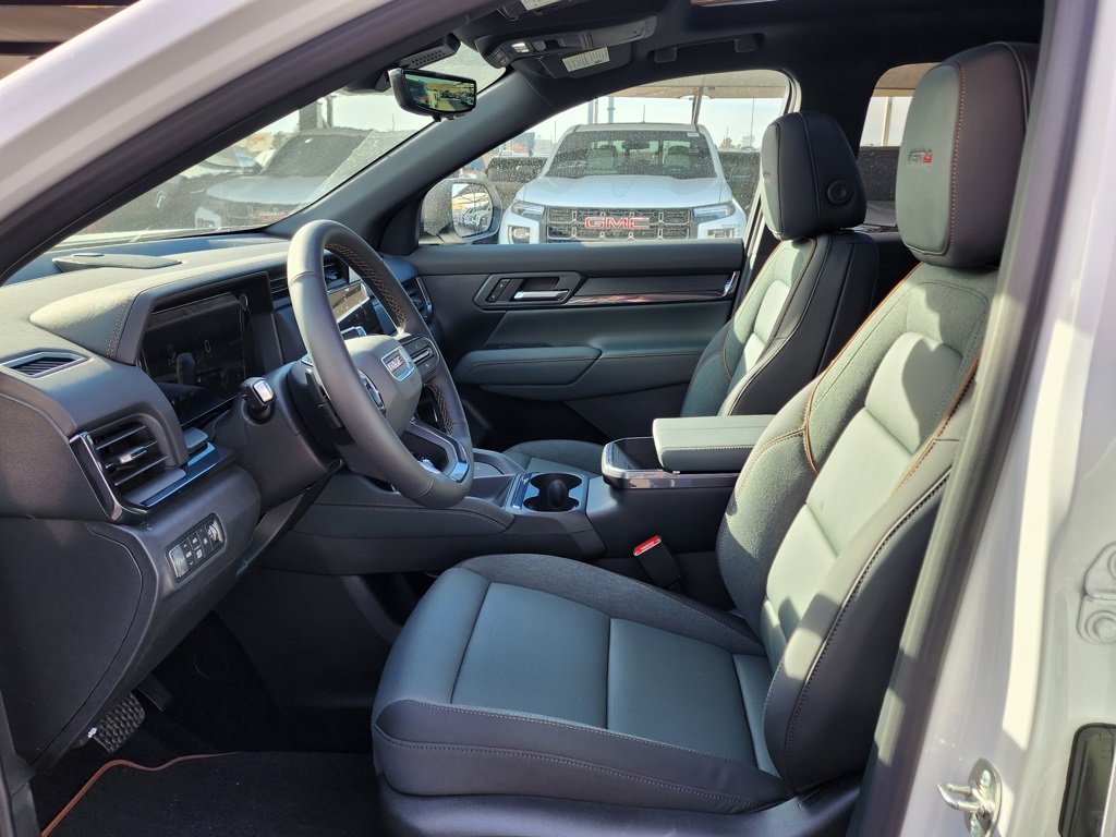 New 2026 GMC Terrain AT4 w/ Convenience Package III image 15