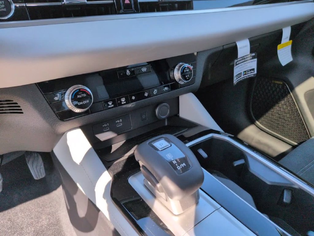 New 2026 Mitsubishi Outlander SE AWD/4WD image 24