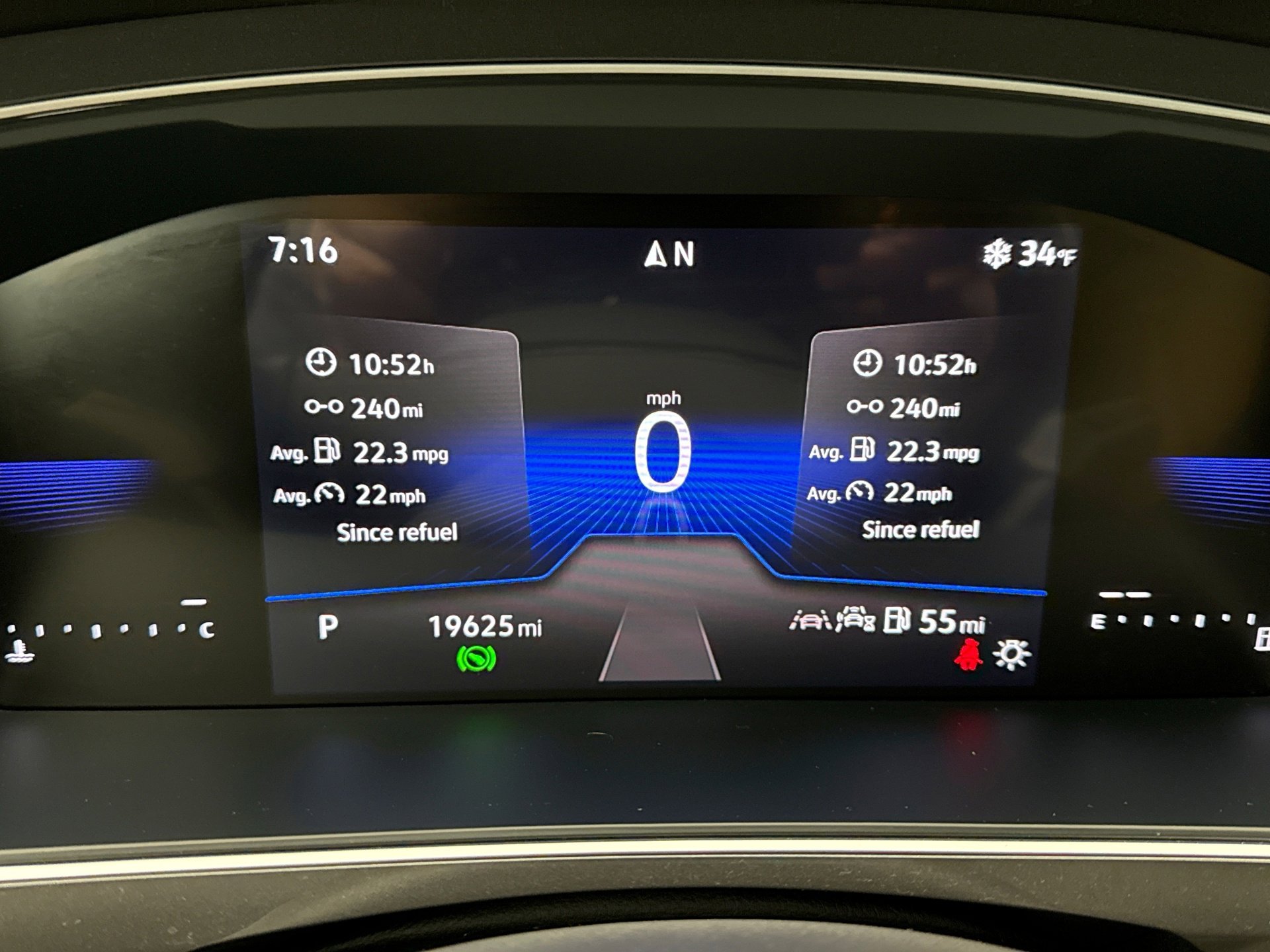 Used 2024 Volkswagen Tiguan SE R-Line image 13