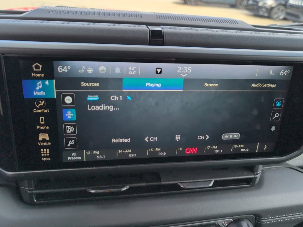 Used 2025 Jeep Wrangler Unlimited Sahara image 17