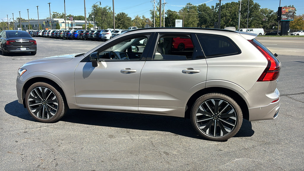 New 2027 Volvo XC60 B5 Ultra AWD/4WD image 3