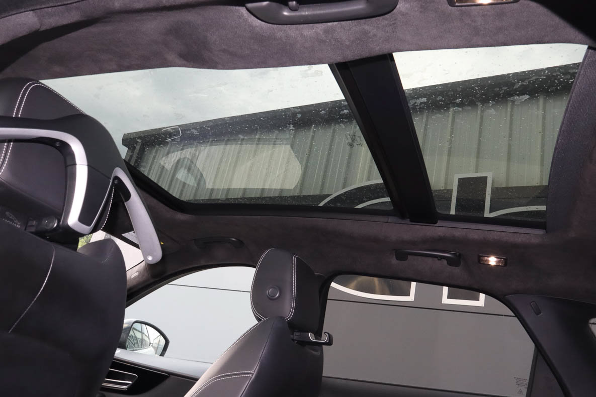 Used 2020 Jaguar F-PACE R-Sport AWD/4WD image 9