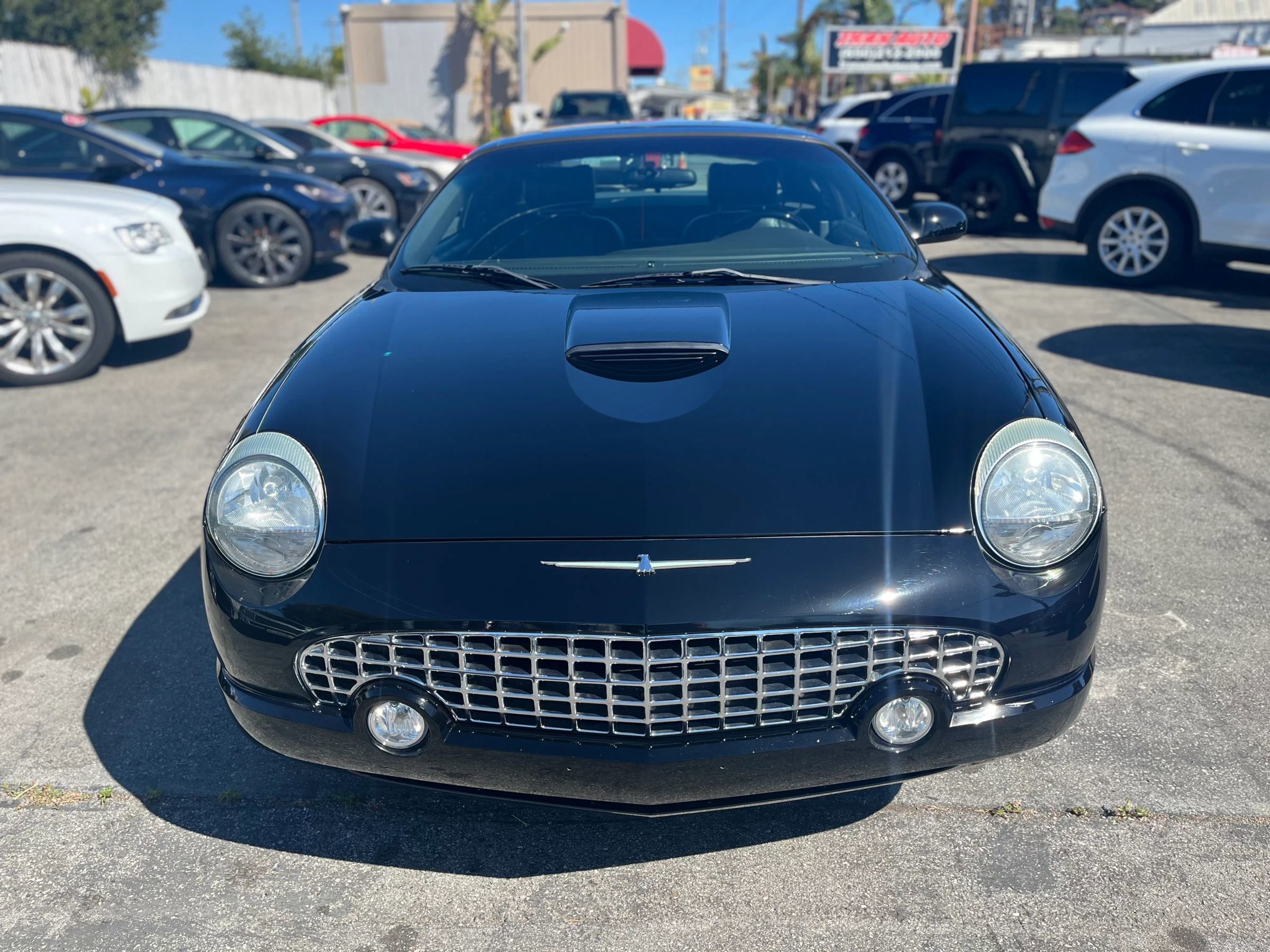 Used 2002 Ford Thunderbird Convertible 2D image 2