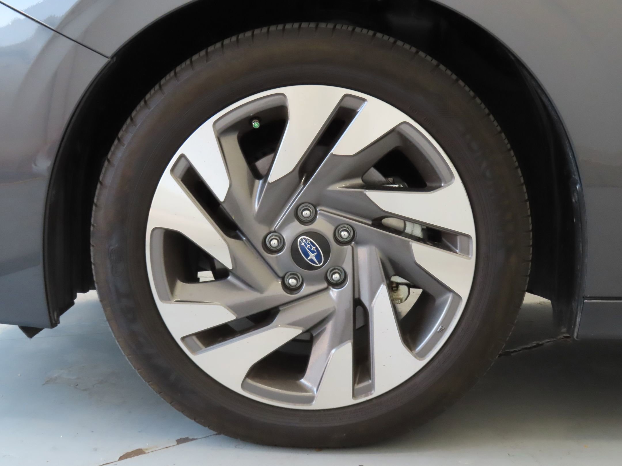 Certified 2025 Subaru Legacy Limited image 30