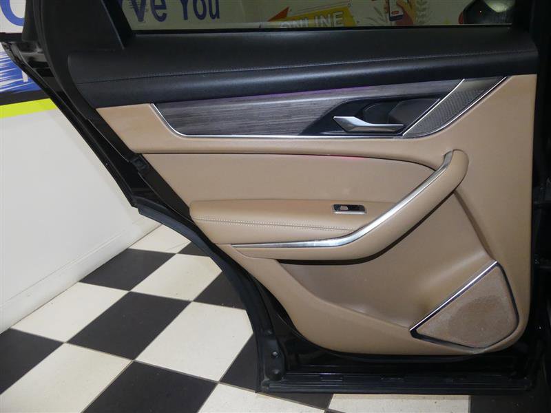 Used 2023 Jaguar F-PACE S image 31