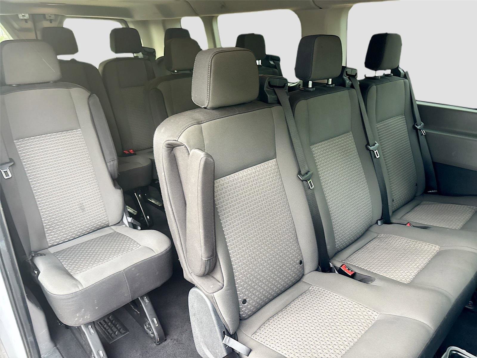 Used 2024 Ford Transit 350 XLT image 27