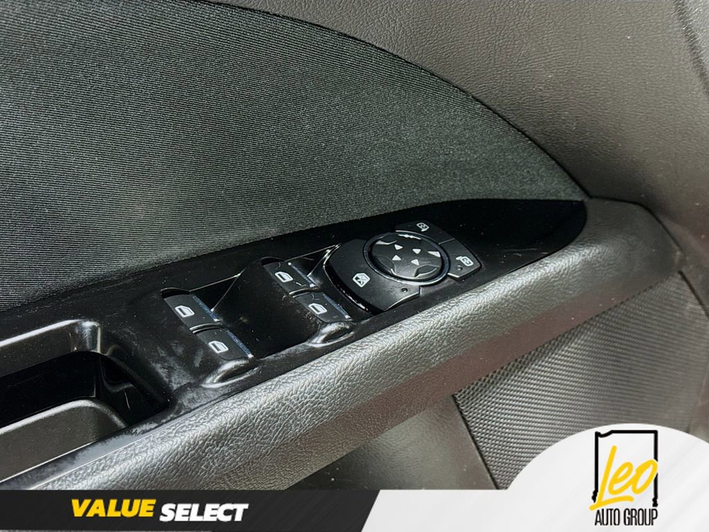Used 2016 Ford Fusion SE w/ Equipment Group 201A image 17