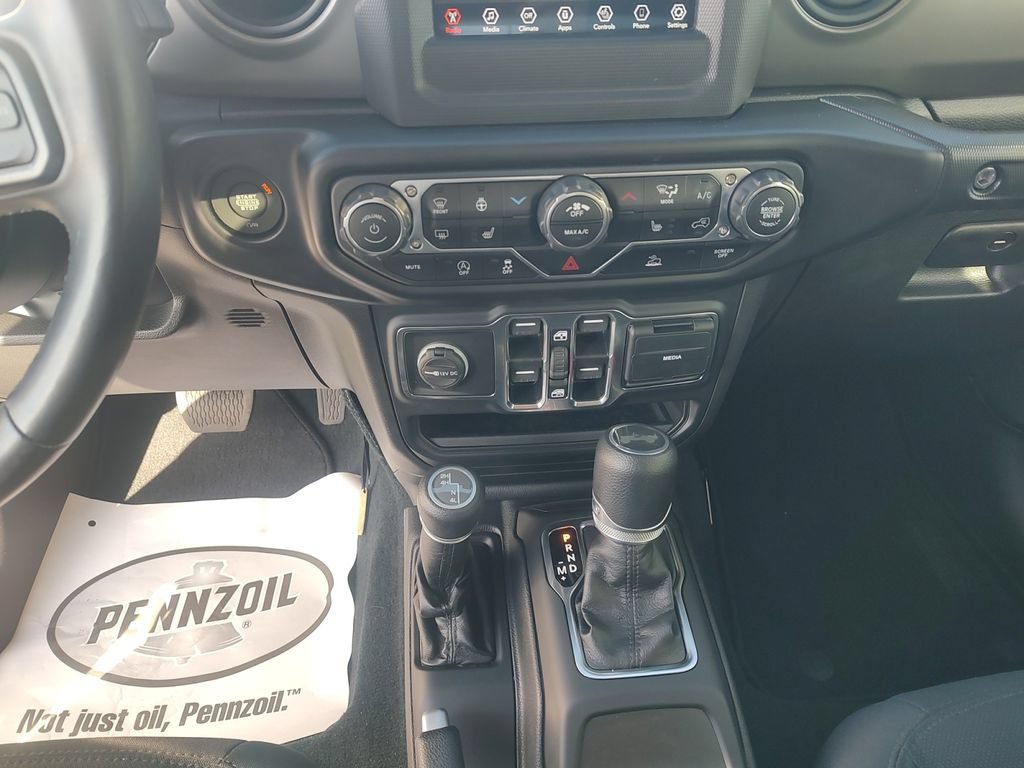 Used 2022 Jeep Wrangler Unlimited Sport AWD/4WD image 11