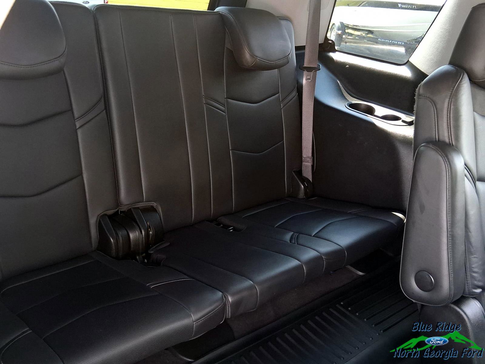 Used 2020 Cadillac Escalade Luxury image 14