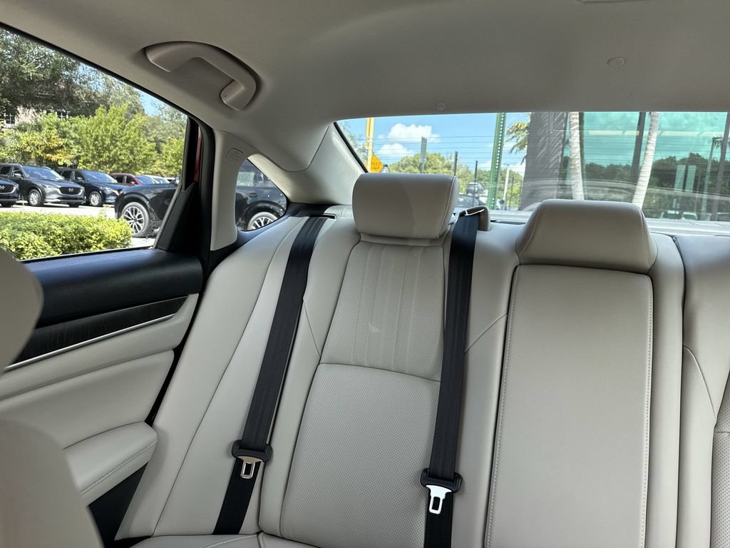 Used 2022 Honda Accord Touring image 17