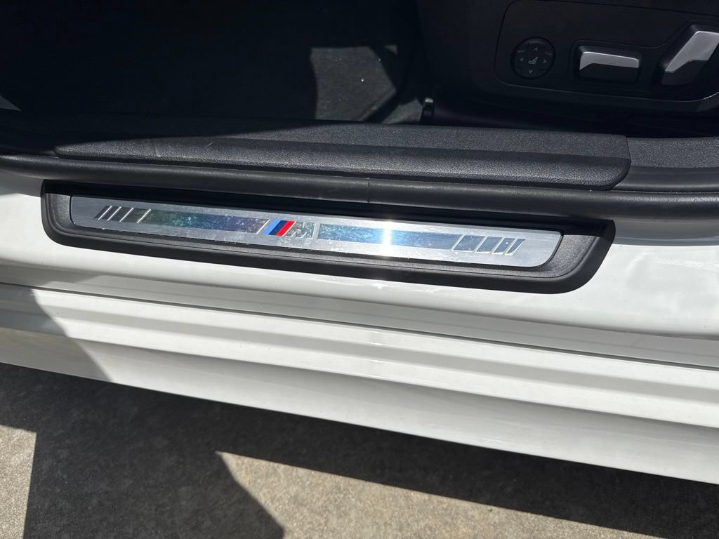 Certified 2023 BMW 330i Sedan w/ M Sport Package RWD image 16