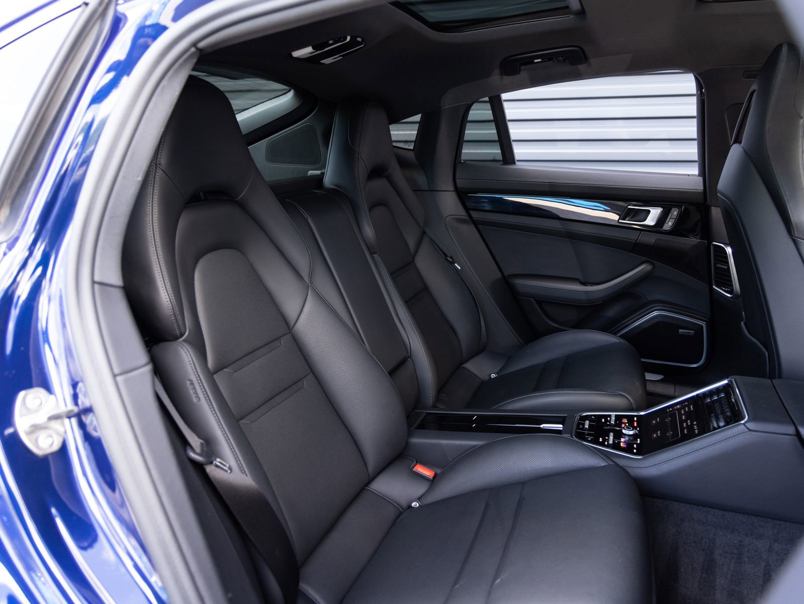 Certified 2022 Porsche Panamera 4S w/ Premium Package AWD/4WD image 27