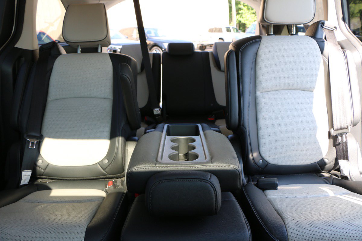 Used 2025 Honda Odyssey Elite image 30