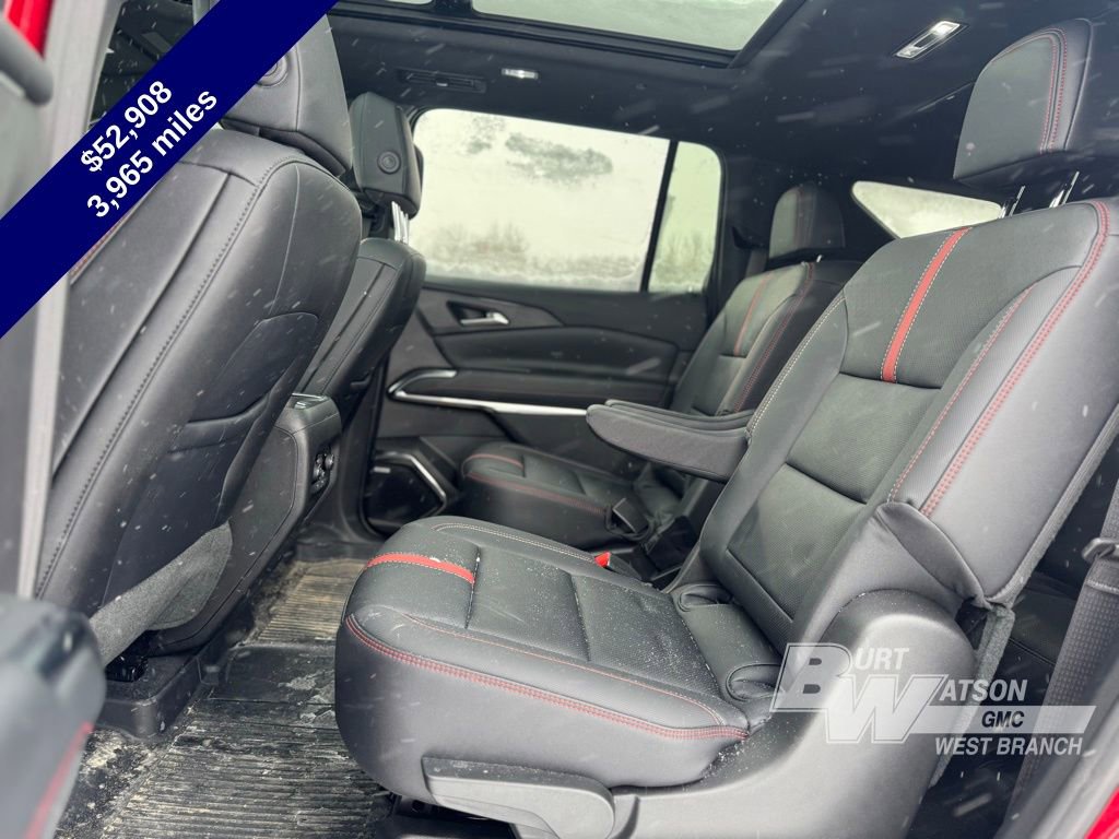 Used 2026 Chevrolet Traverse RS image 24