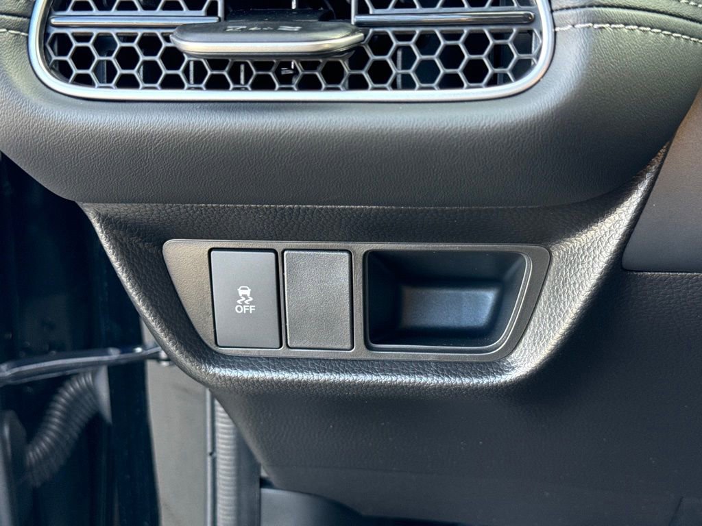 Certified 2026 Honda HR-V EX-L image 31