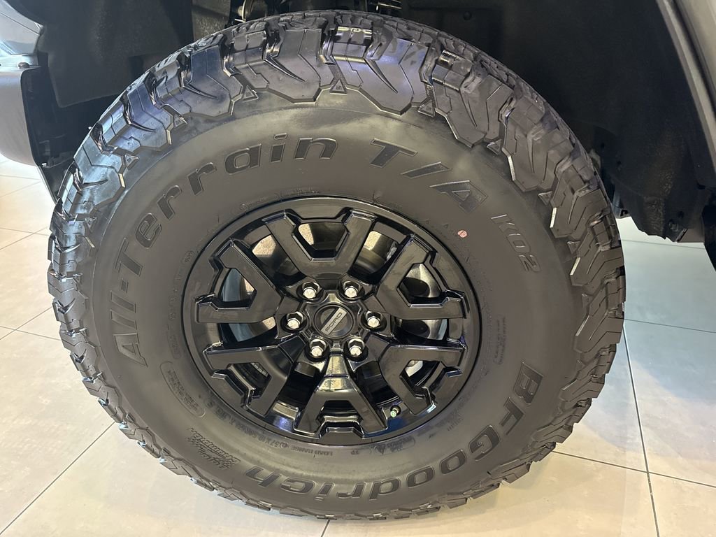 Used 2023 Ford Bronco Raptor w/ Interior Carbon Fiber Pack 6 image 11