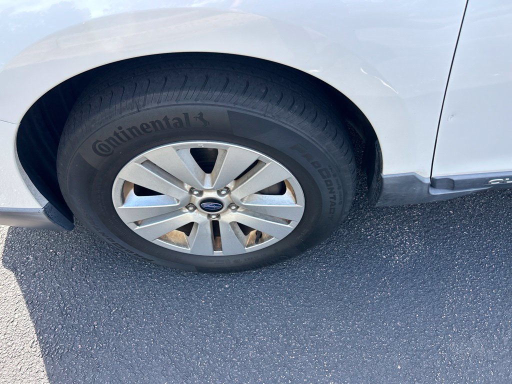 Used 2019 Subaru Outback 2.5i Premium AWD/4WD image 12