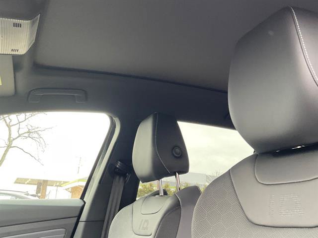 New 2025 Volkswagen ID.4 Pro S Plus image 9