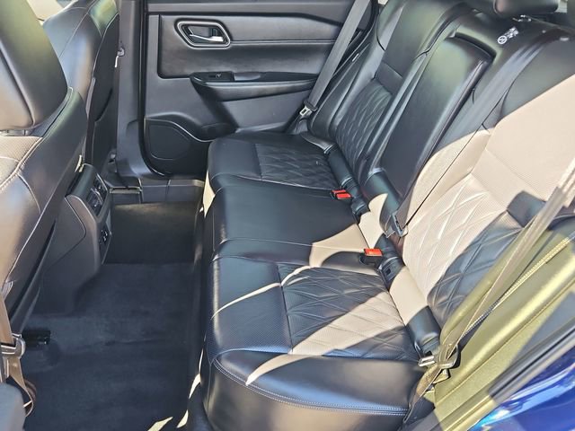 Certified 2025 Nissan Rogue Platinum w/ Platinum Premium Package image 15