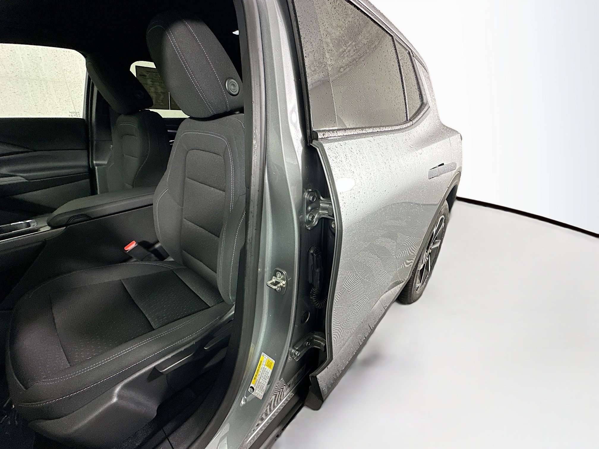 Used 2025 Chevrolet Equinox EV LT FWD image 12