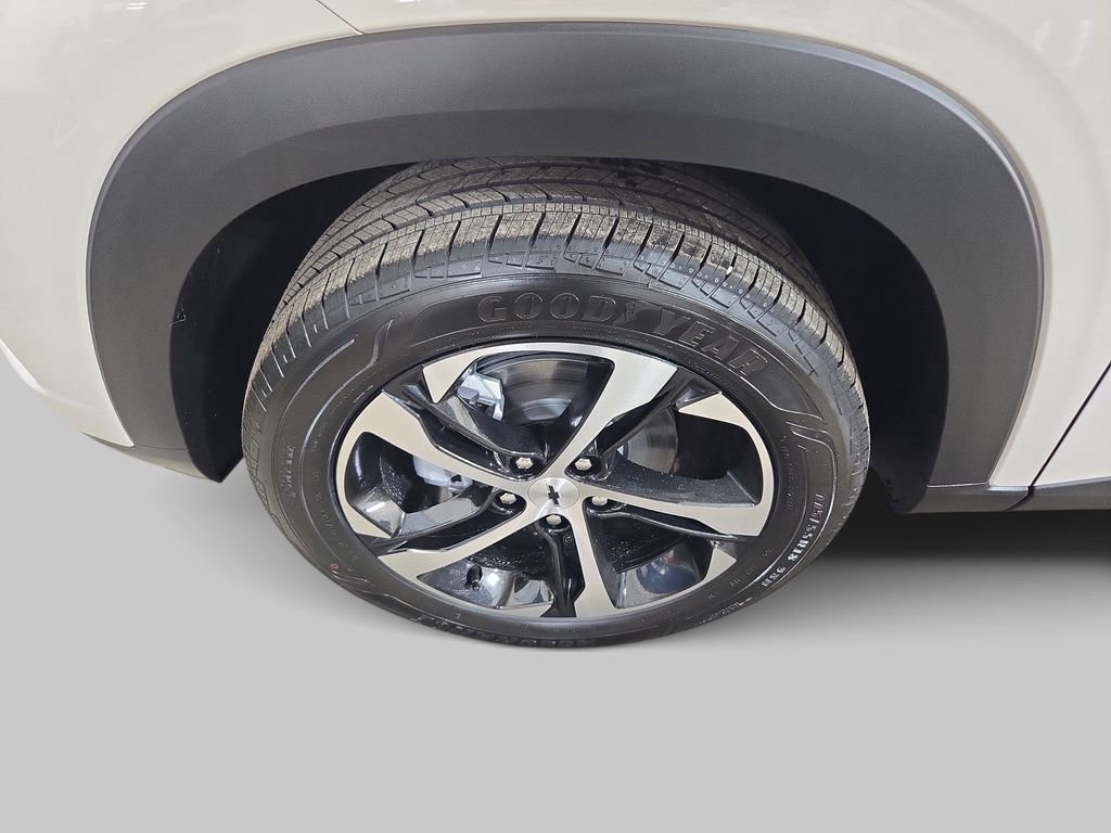 New 2026 Chevrolet Trax RS FWD image 31