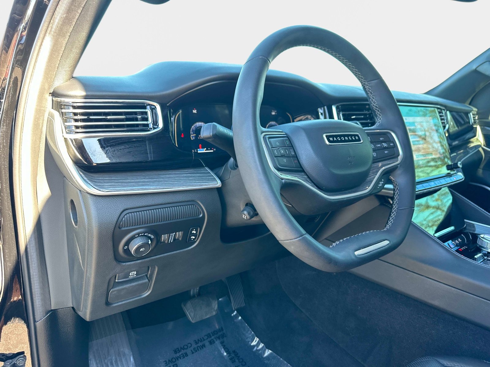 Used 2022 Jeep Wagoneer Series III w/ Flexible Seating Group image 20