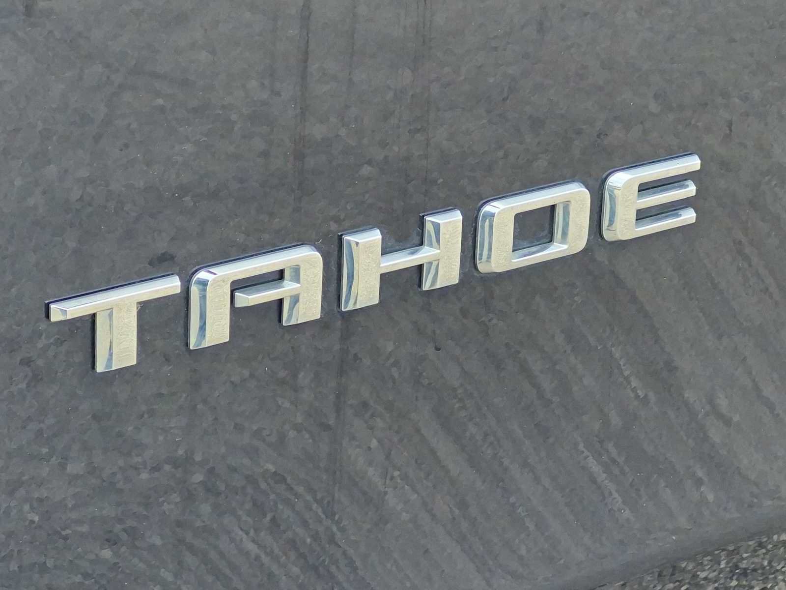 Used 2024 Chevrolet Tahoe LT AWD/4WD image 12
