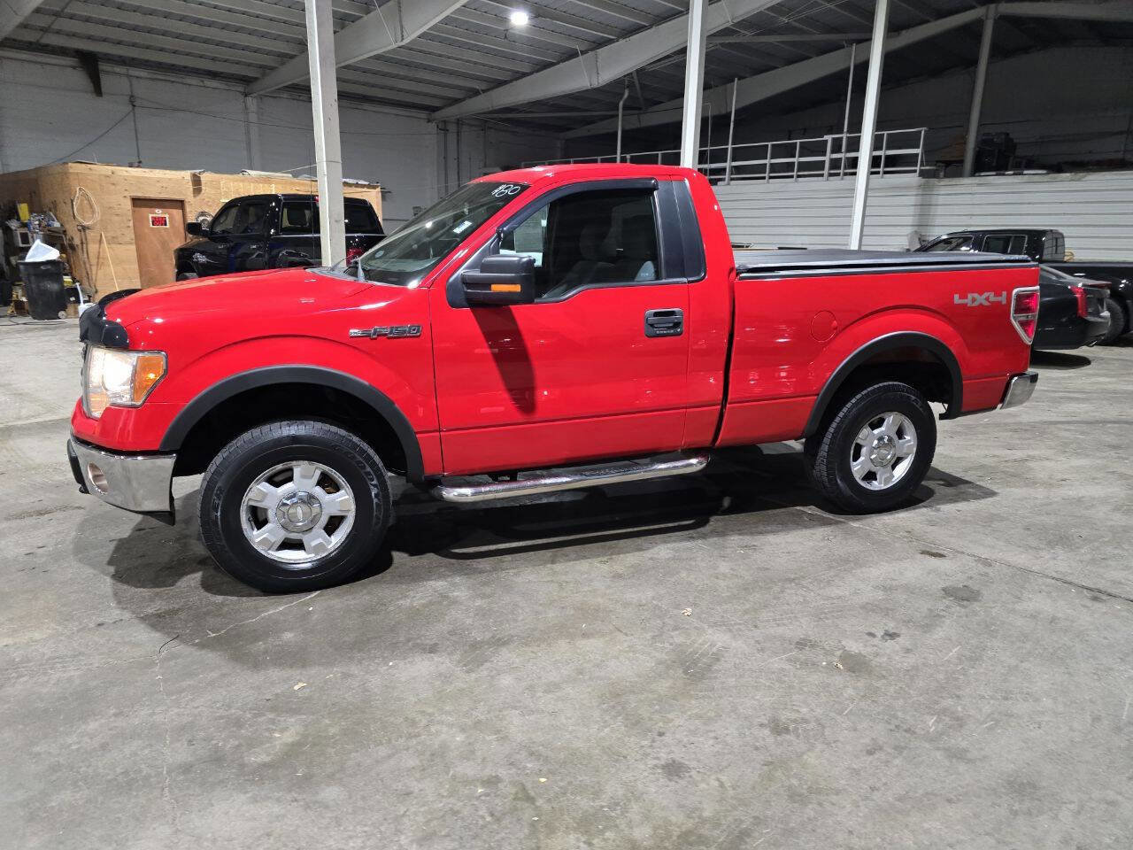 Used 2013 Ford F150 XLT w/ Mid Equipment Group image 3
