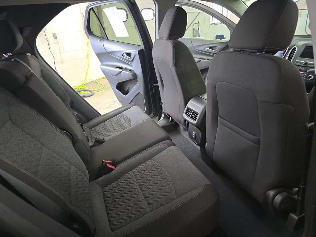 Used 2023 Chevrolet Equinox LT w/ Driver Convenience Package AWD/4WD image 11