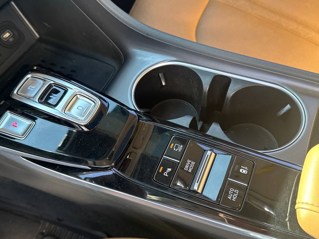 Used 2023 Hyundai Sonata Limited w/ Cargo Package image 24