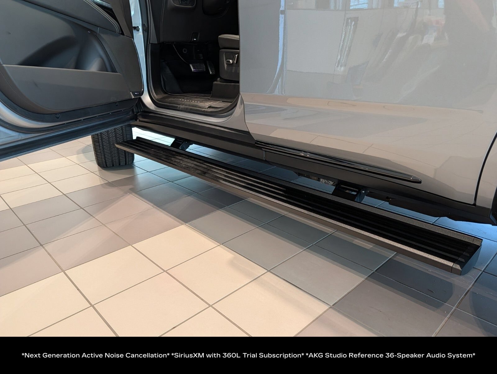 Certified 2025 Cadillac Escalade V AWD/4WD image 7
