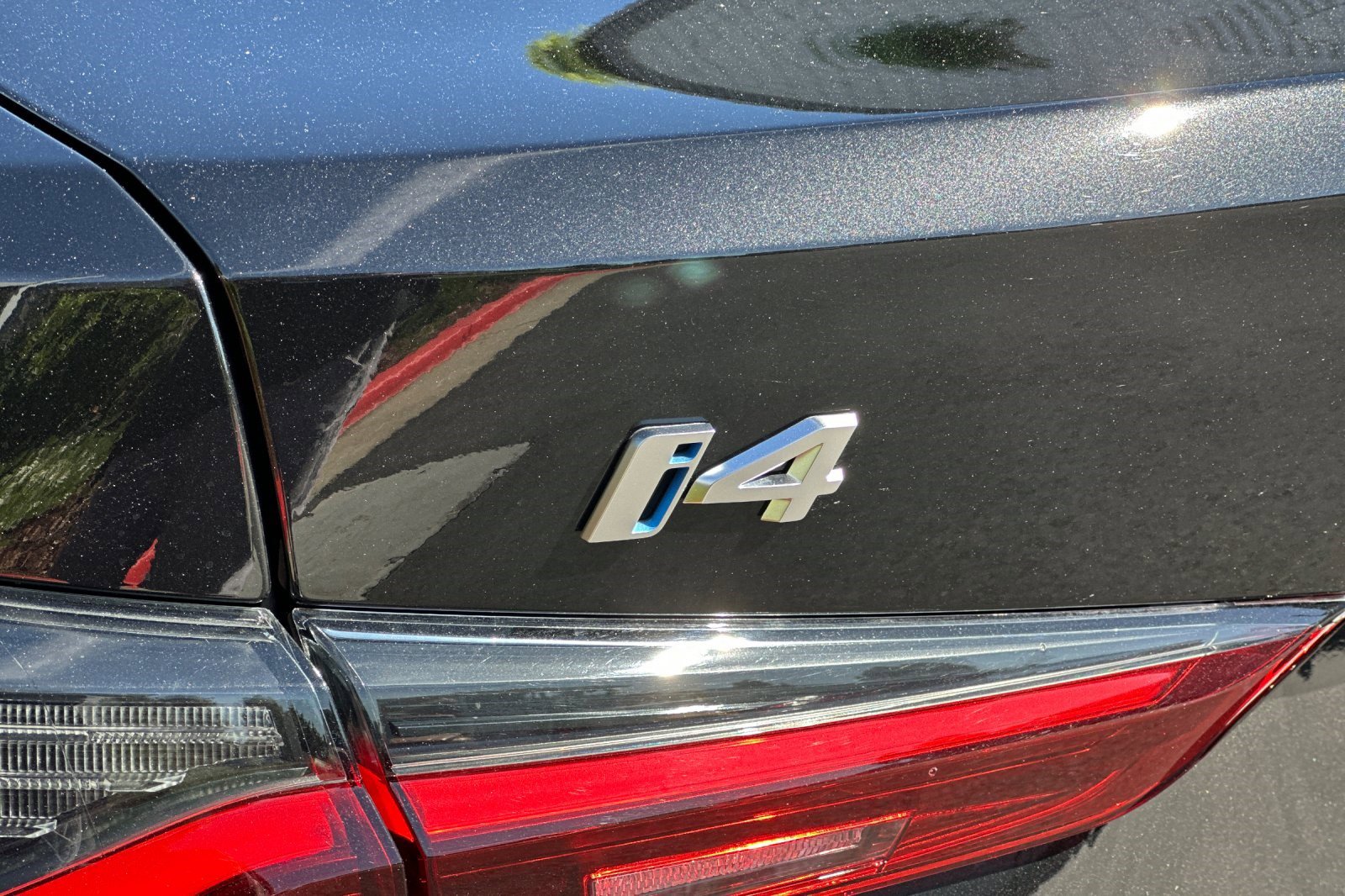 Used 2025 BMW i4 eDrive40 image 37