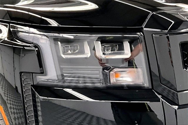 New 2026 Nissan Frontier SV image 13