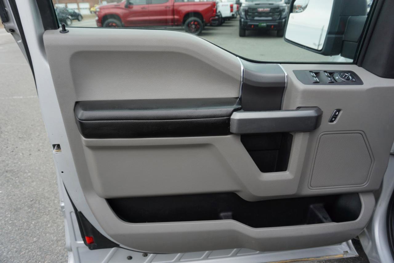 Used 2018 Ford F150 XLT w/ Equipment Group 302A Luxury image 10