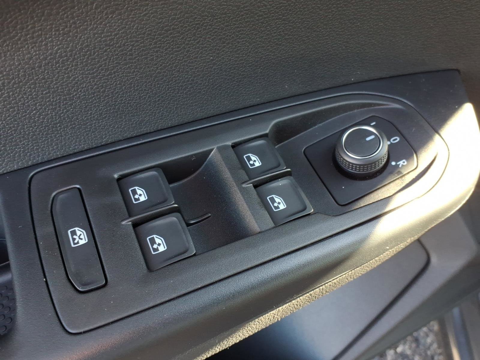 New 2026 Volkswagen Taos S image 20