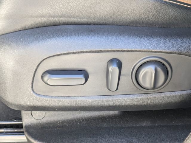 Used 2020 Chevrolet Equinox Premier image 23