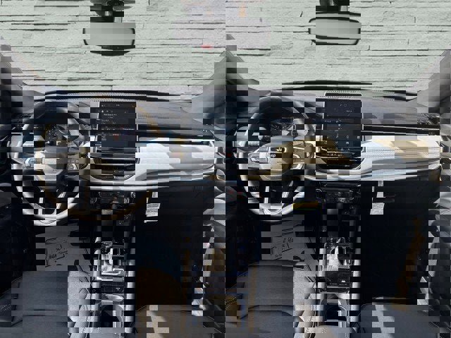 New 2025 Jeep Compass Limited w/ Sun & Sound Group image 16