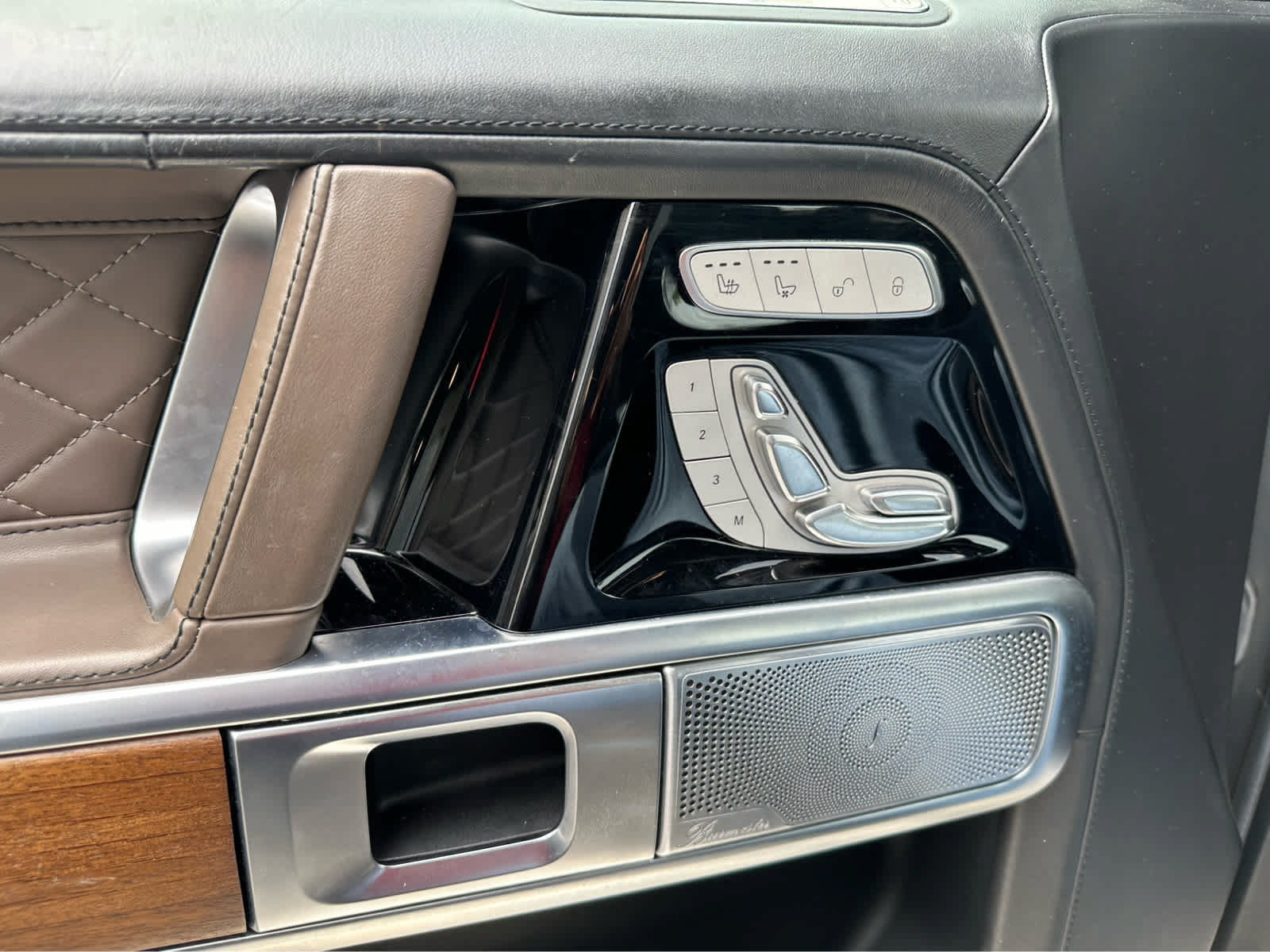 Used 2022 Mercedes-Benz G 550 image 17