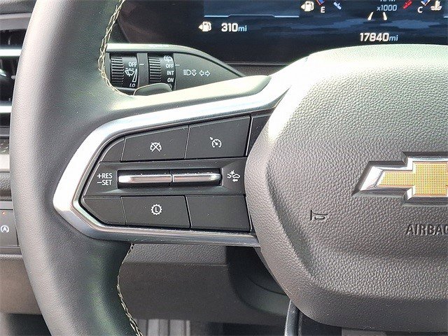 Certified 2025 Chevrolet Traverse LT image 14