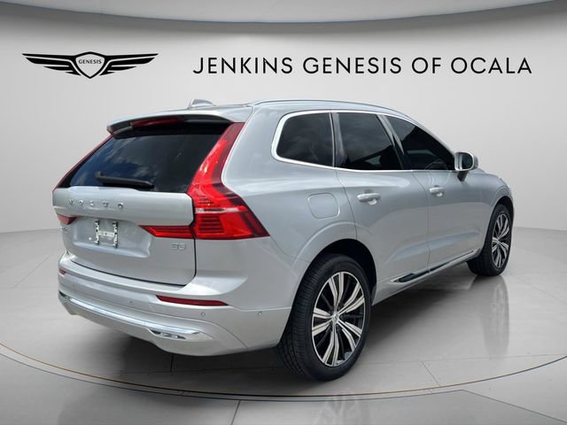 Used 2023 Volvo XC60 B5 Plus w/ Climate Package FWD image 3