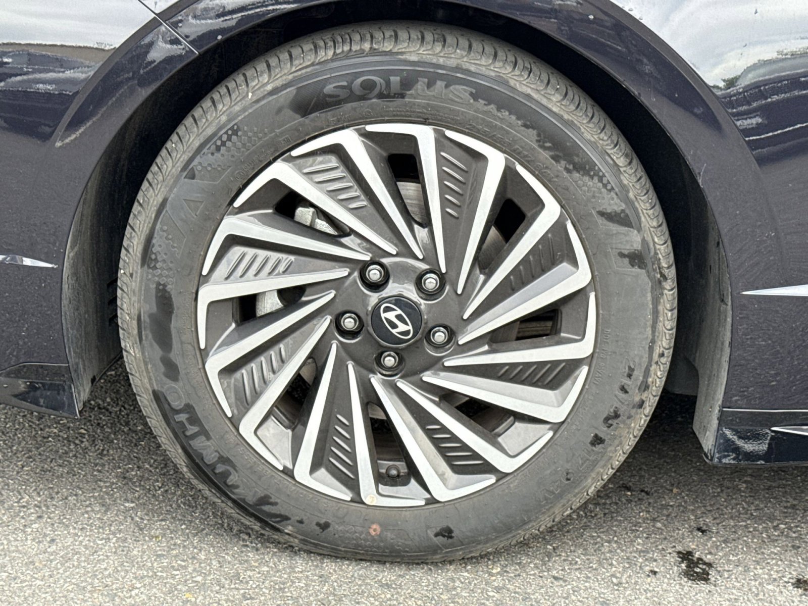 Certified 2025 Hyundai Sonata SEL image 12