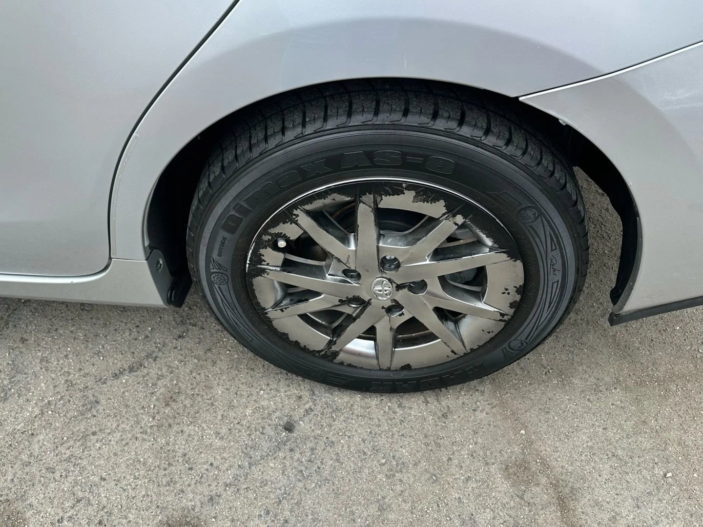 Used 2015 Toyota Prius V Three image 29