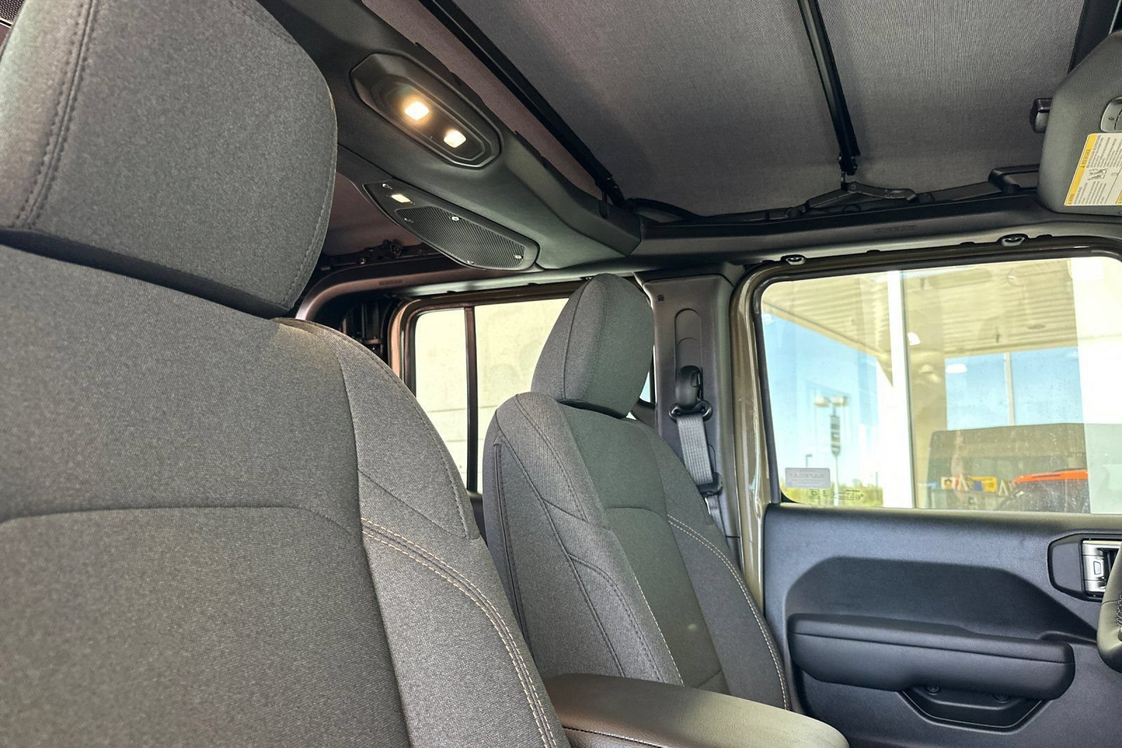 New 2026 Jeep Gladiator Sport AWD/4WD image 17