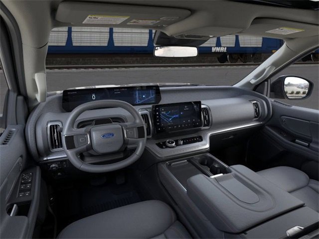 New 2025 Ford Expedition Max Active image 9
