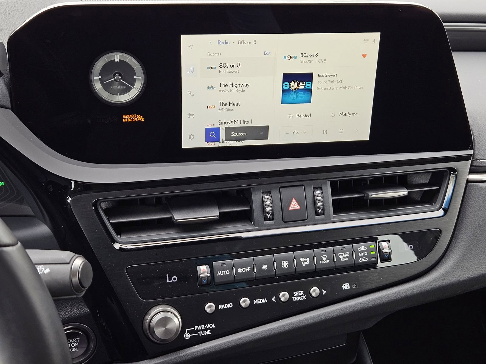Used 2025 Lexus ES 350 w/ Accessory Package (Z2) FWD image 19