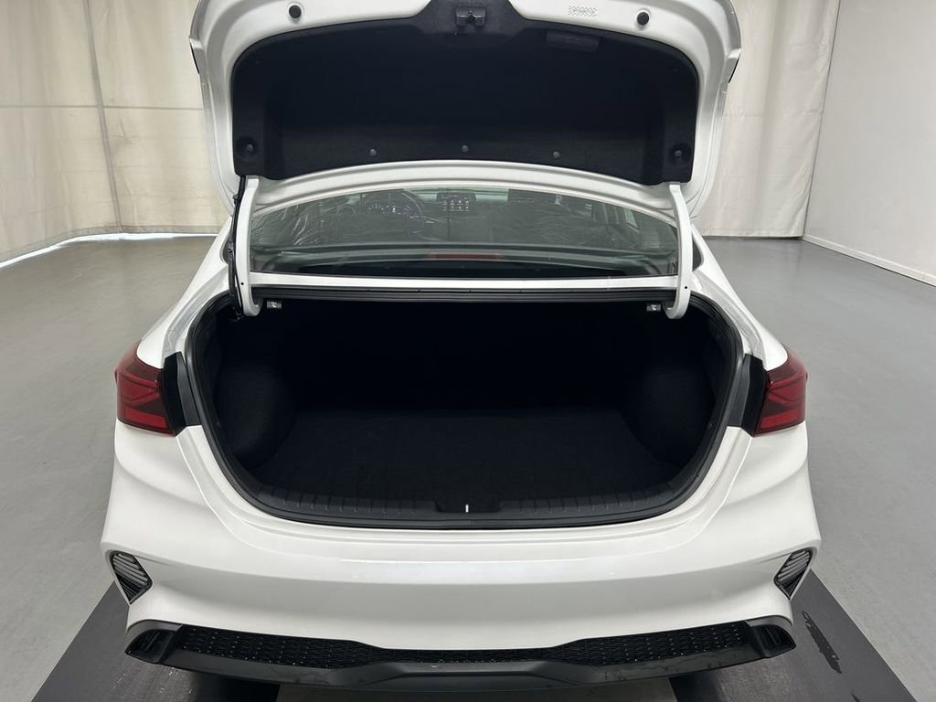 Certified 2024 Kia Forte LXS image 21