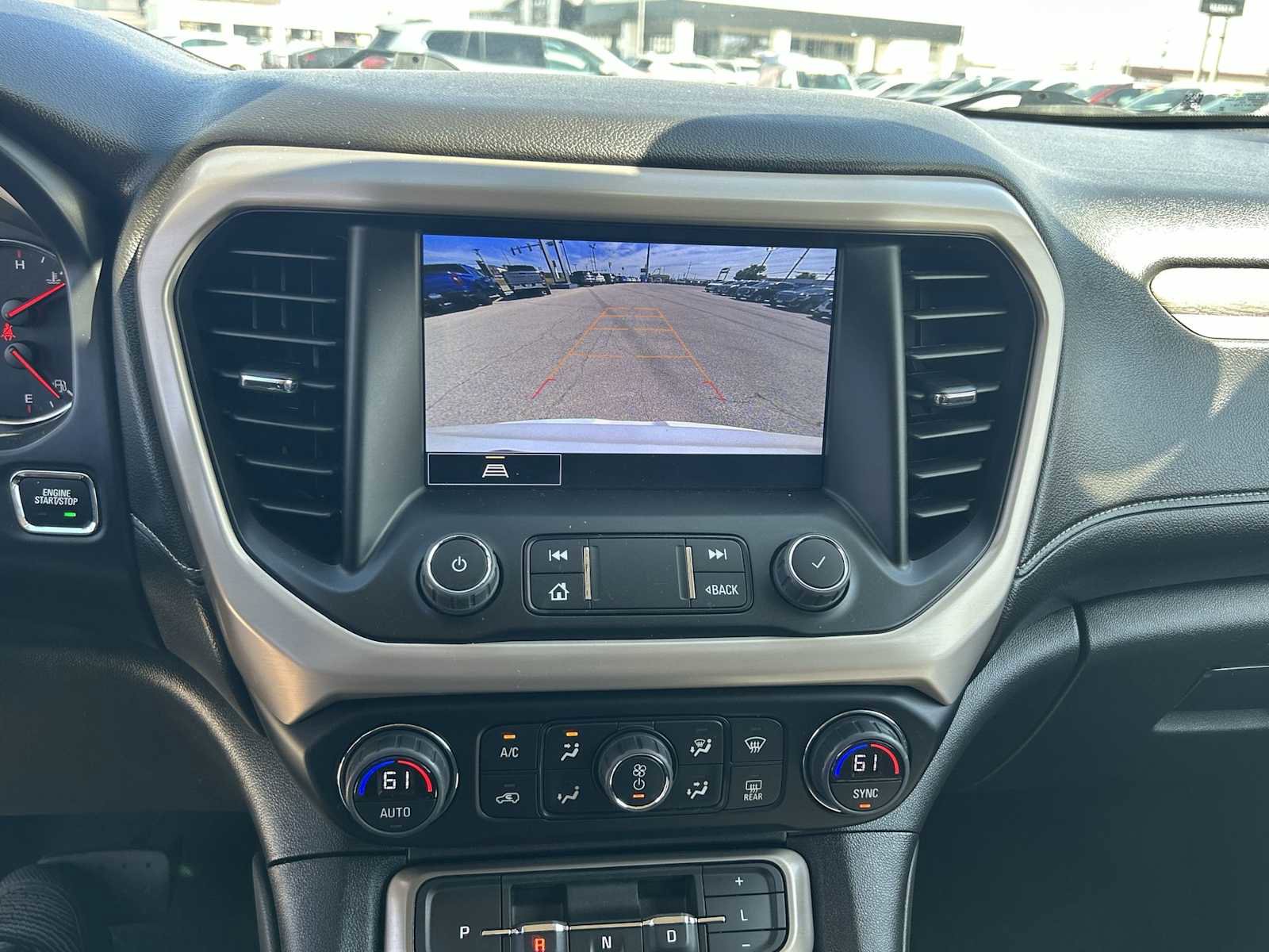 Used 2023 GMC Acadia Denali image 15